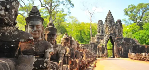 Angkor Thom - karinkamon - karinkamon /Adobe.com - Erlebnisrundreisen.de