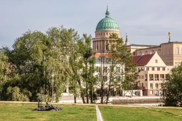 Blick auf die Nikolaikirche in Potsdam - Steffen Lehmann - © TMB Fotoarchiv / Steffen Lehmann - Erlebnisrundreisen.de