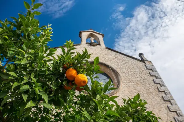 Kirche in Sóller - Heike Eichstädt - Erlebnisrundreisen.de