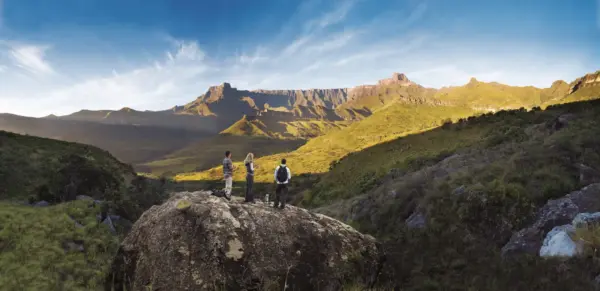 Amphitheater in den Drakensbergen - Grid Photo Shoot - © South African Tourism - Erlebnisrundreisen.de