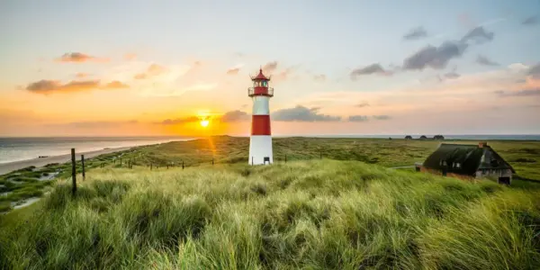 Leuchtturm in List - Benno Hoff - © Benno Hoff / adobe.stock - Erlebnisrundreisen.de