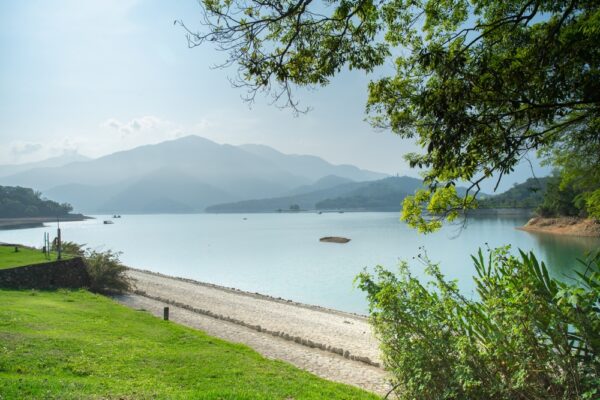 Sun,Moon,Lake,,Surrounds,A,Tiny,Island,,Lalu,,That,Separate