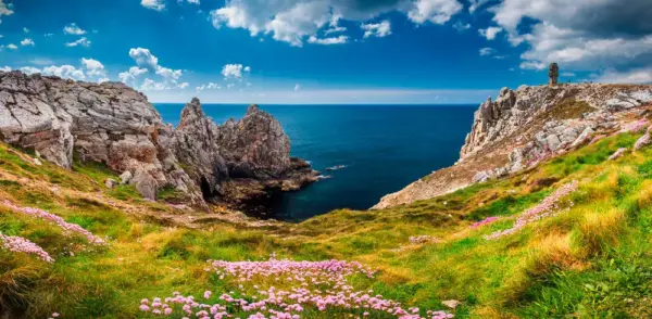 Pointe de Penhir - daliu - daliu / Adobe.com - Erlebnisrundreisen.de
