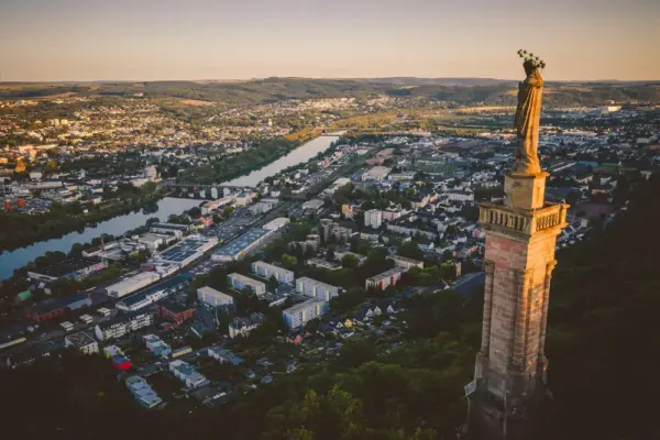 Aussichtspunkt Mariensäule - janmalburg - Erlebnisrundreisen.de