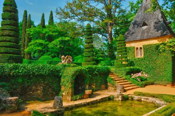 Jardins du Manoir d Eyrignac - PackShot - PackShot / Adobe.com - Erlebnisrundreisen.de