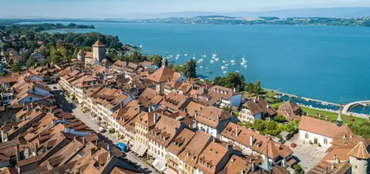 Ausblick auf Murten und den See - Corinne Staufer - © Schweiz Tourismus / Corinne Staufer - Erlebnisrundreisen.de