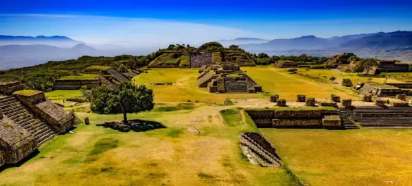 Ausgrabungsstätte Monte Albán - WitR - © WitR / Adobe.com - Erlebnisrundreisen.de