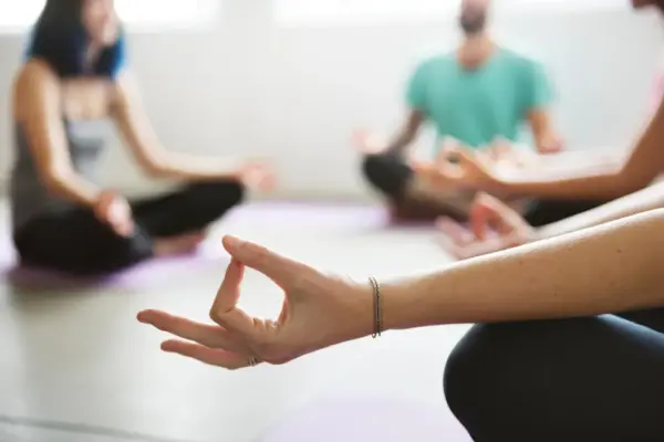 Yoga -Gruppe - Rawpixel.com - ©Rawpixel.com - Erlebnisrundreisen.de