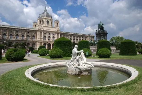 Naturhistorisches Museum in Wien - Gerd Thiel - Erlebnisrundreisen.de