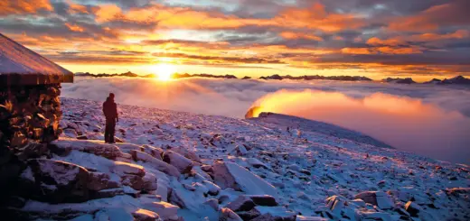 Sonnenuntergang in Winterlandschaft - Asgeir Helgestad - Asgeir Helgestad/Artic Light AS/visitnorway.com - Erlebnisrundreisen.de