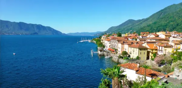 Blick auf Cannero Riviera - Heike Empting - Erlebnisrundreisen.de