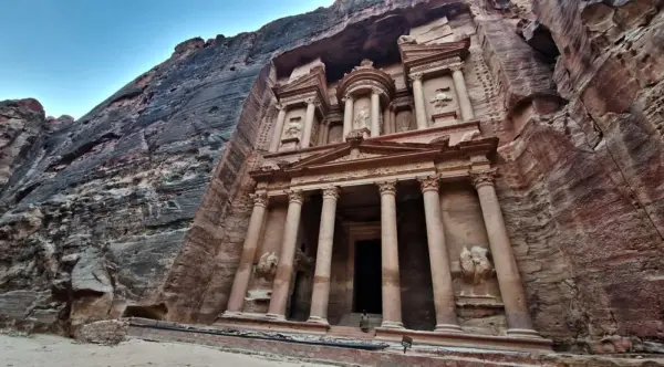 Schatzhaus in Petra - Maxim Podobed - Erlebnisrundreisen.de