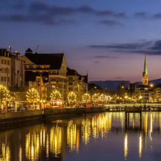 Zürich bei Nacht - Leonid Andronov - Leonid Andronov /Adobe.com - Erlebnisrundreisen.de