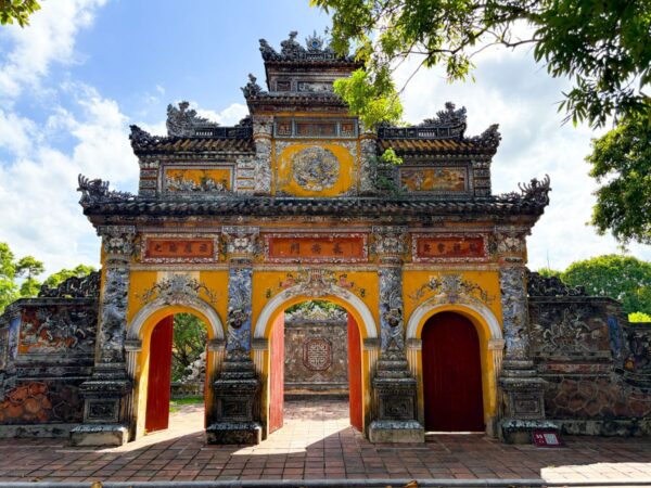 Hien Nhon-Tor in der Kaiserlichen Zitadelle von Hue, Vietnam