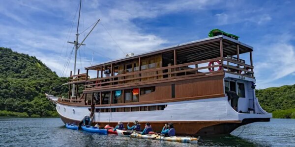 Adventure-Trip-Bali-Lombok-Gili-Flores-The-Island-Sampler