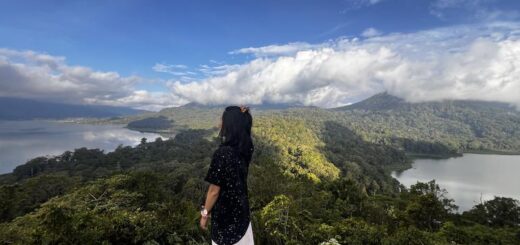 Günstige Indonesien Gruppenreisen für 18 - 39 jaehrige 2026/2027 | Erlebnisrundreisen.de