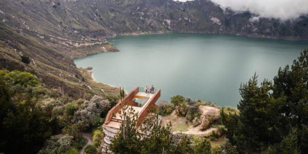 Adventure-Trip-Ecuador-The-Amazon-Cloud-Forests-Crater-Lakes