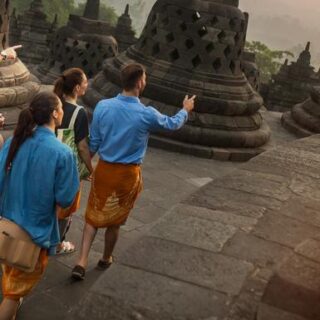 Günstige Indonesien Gruppenreisen für 18 - 39 jaehrige 2026/2027 | Erlebnisrundreisen.de