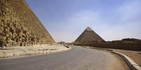 Adventure-Trip-Middle-East-Dream-Escape-Iconic-Petra-The-Great-Pyramids