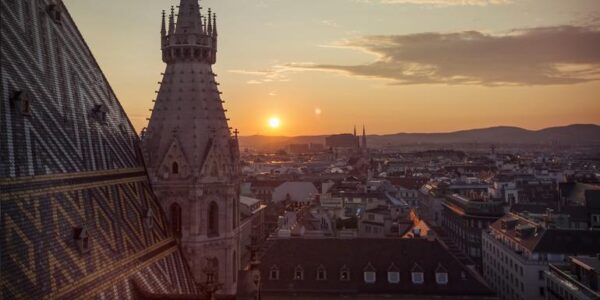 Adventure-Trip-Paris-to-Budapest-Famous-Sites-Tasty-Bites