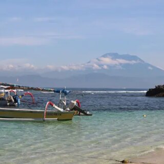 Günstige Indonesien Gruppenreisen für 18 - 39 jaehrige 2026/2027 | Erlebnisrundreisen.de
