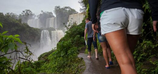 Günstige Argentinien Gruppenreisen für 18 - 39 jaehrige 2026/2027 | Erlebnisrundreisen.de