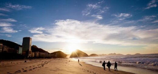 Günstige Chile Gruppenreisen für 18 - 39 jaehrige 2026/2027 | Erlebnisrundreisen.de