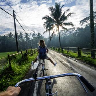 Indonesien Rundreisen junge Leute 2026