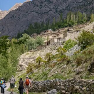 Kasachstan Gruppenreise | Tinta Tours Erlebnisreisen