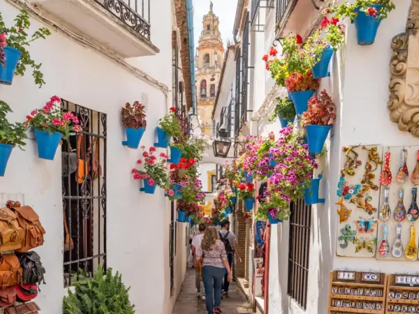 In der Altstadt von Córdoba - elroce - © elroce / Adobe.com - Erlebnisrundreisen.de