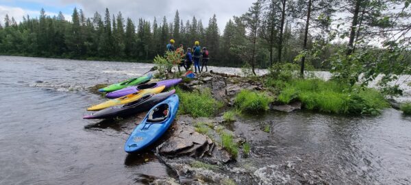 SE-Wildwasser-Kajak-Schweden-Einsteigerkurs-Aufbaukurs-1